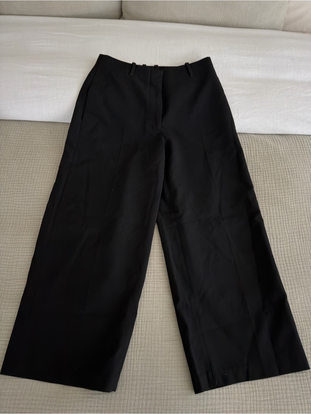 Black Zara wide leg trousers